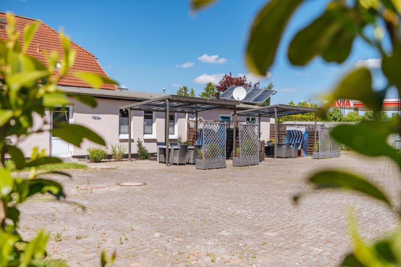 Apartments Am Erdbeerhof Rovershagen Dış mekan fotoğraf